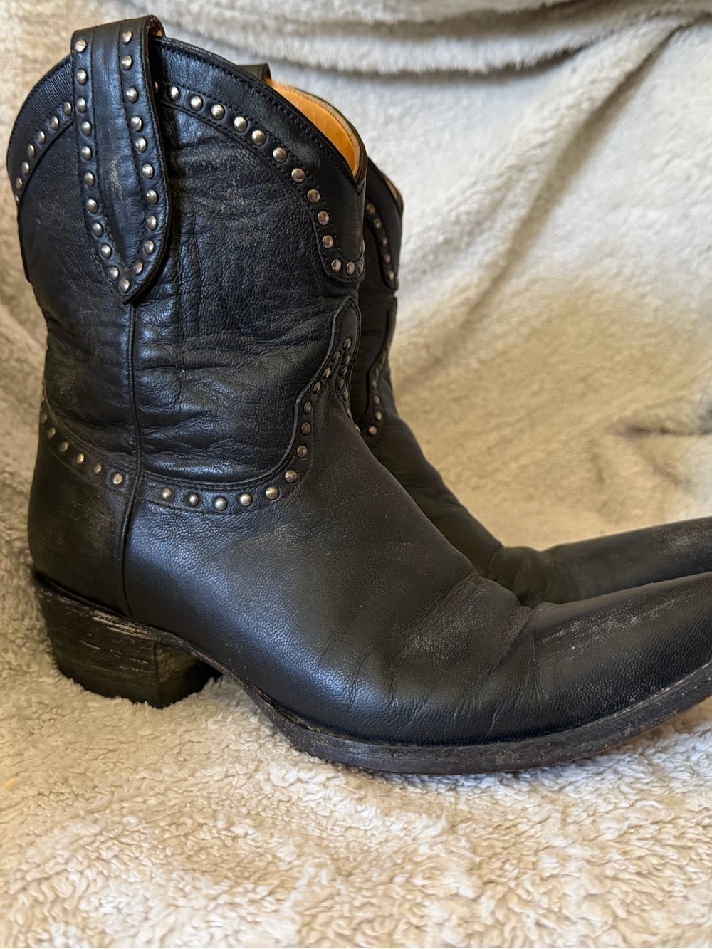 Old gringo black studded boots